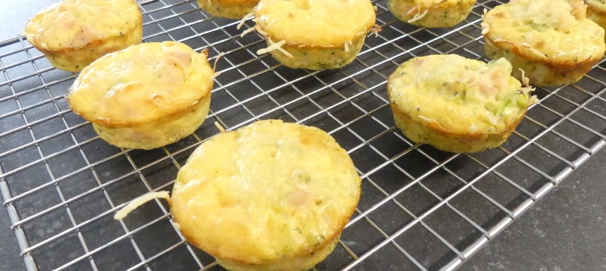 PASTELITOS DE BROCOLI