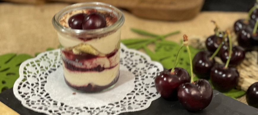 TIRAMISU DE CEREZAS
