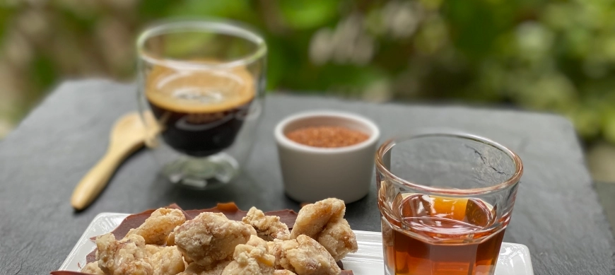 Nueces caramelizadas con bebida de avena